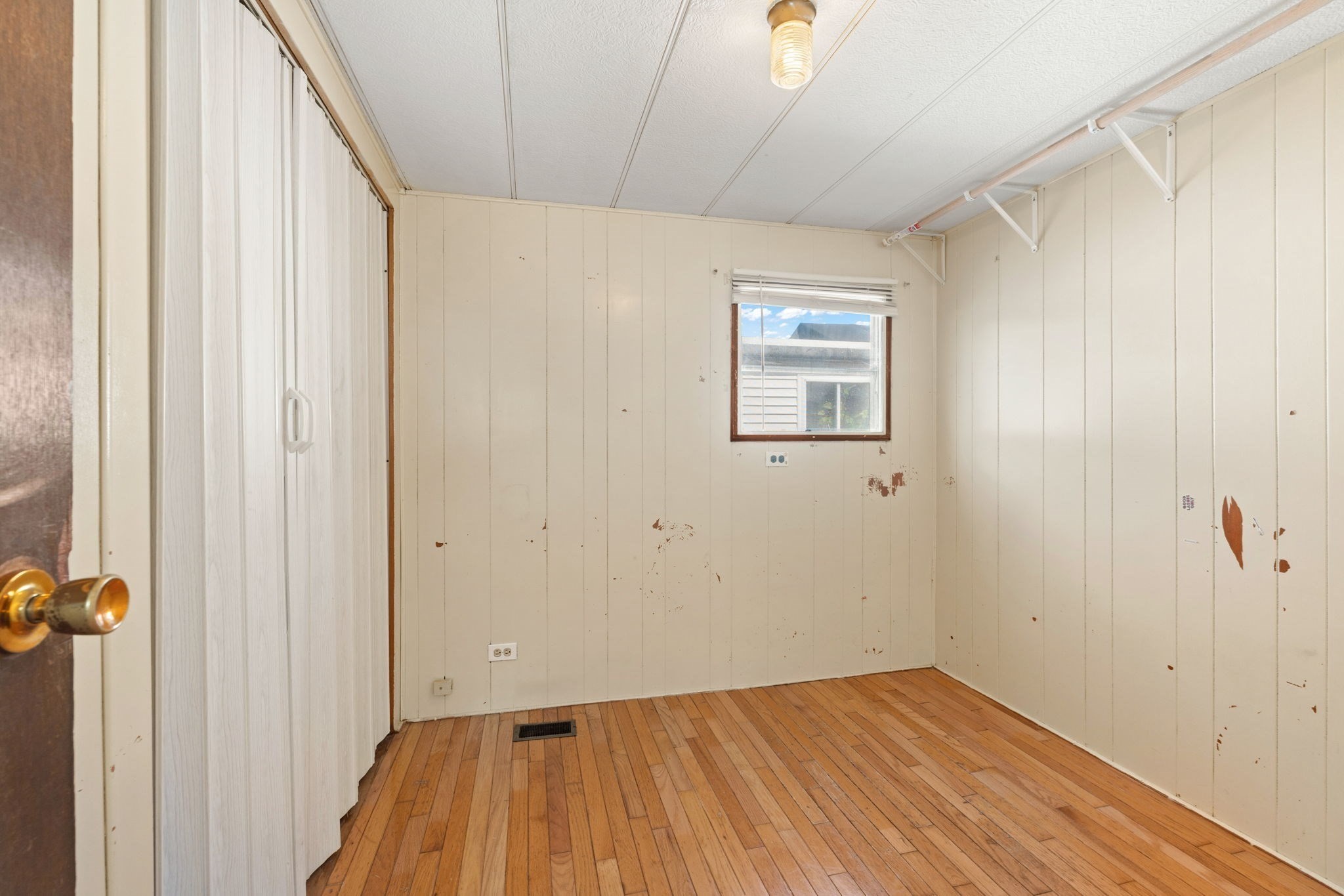 685 Broadway # 56