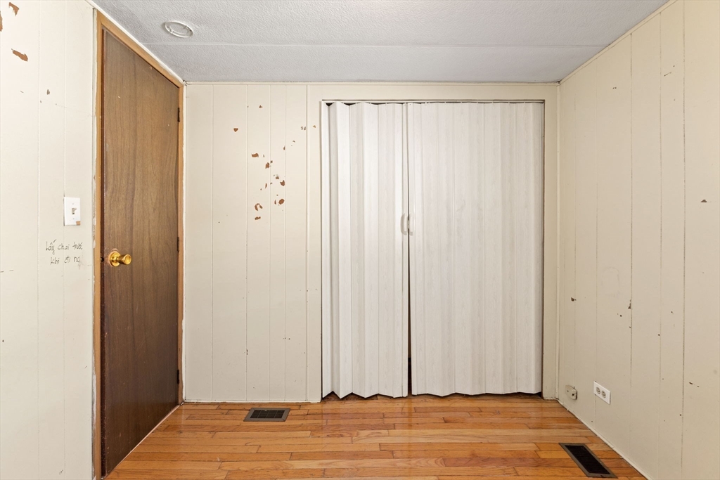 685 Broadway # 56