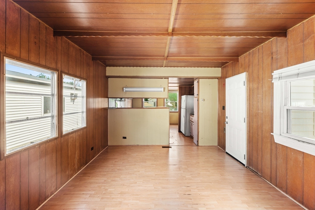 685 Broadway # 56