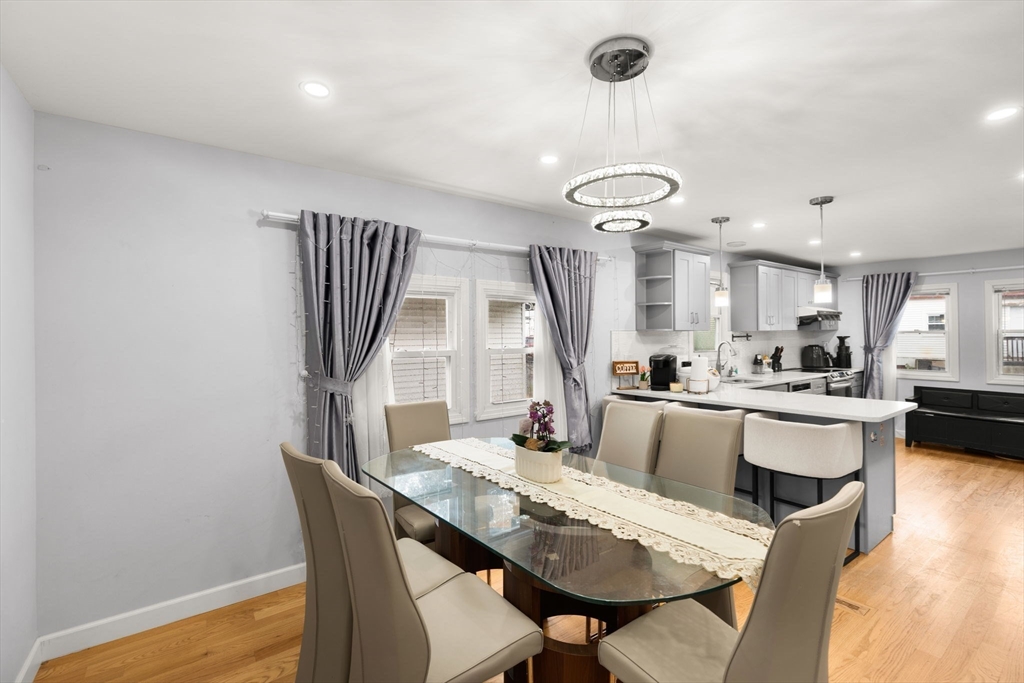 685 Broadway # 8