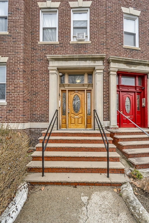 86 Winthrop St # 1