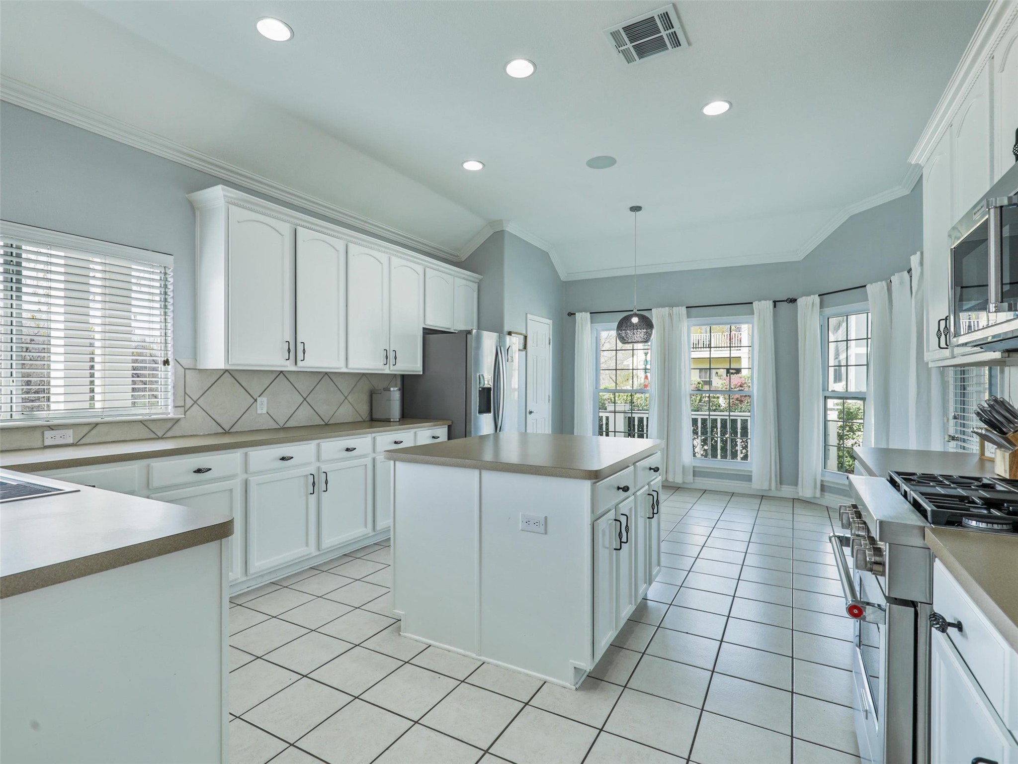 1700 Azalea Drive