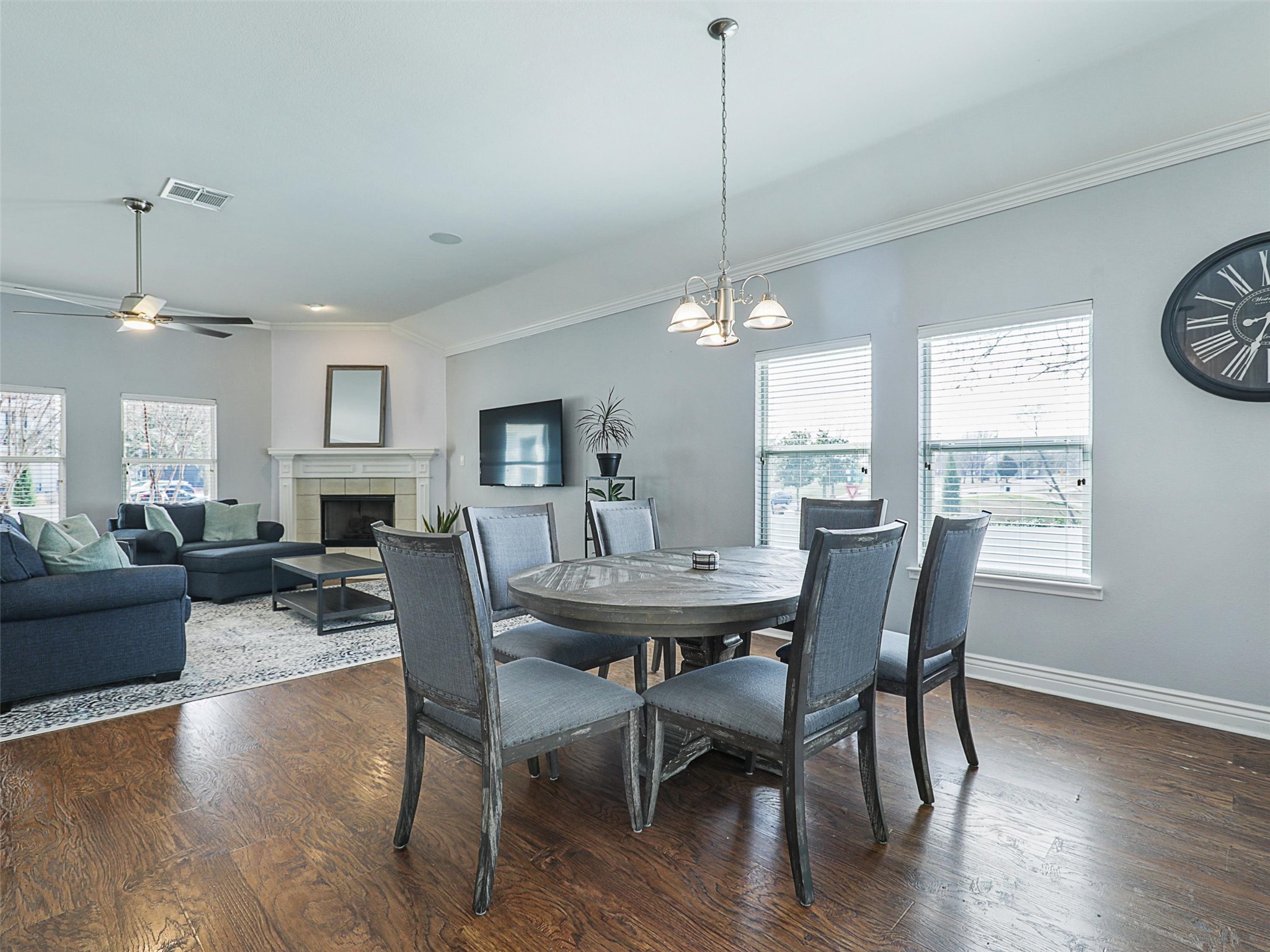 1700 Azalea Drive