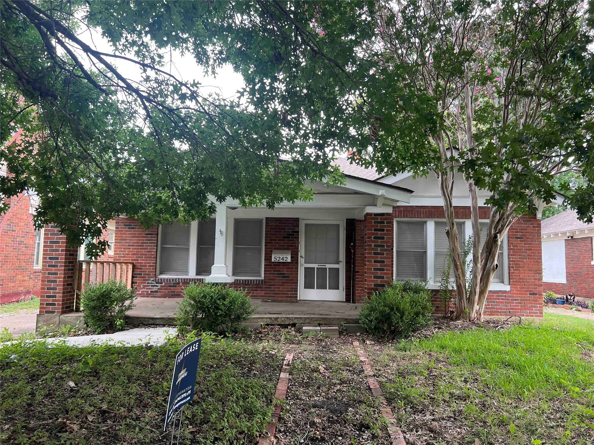 5242 Richard Avenue