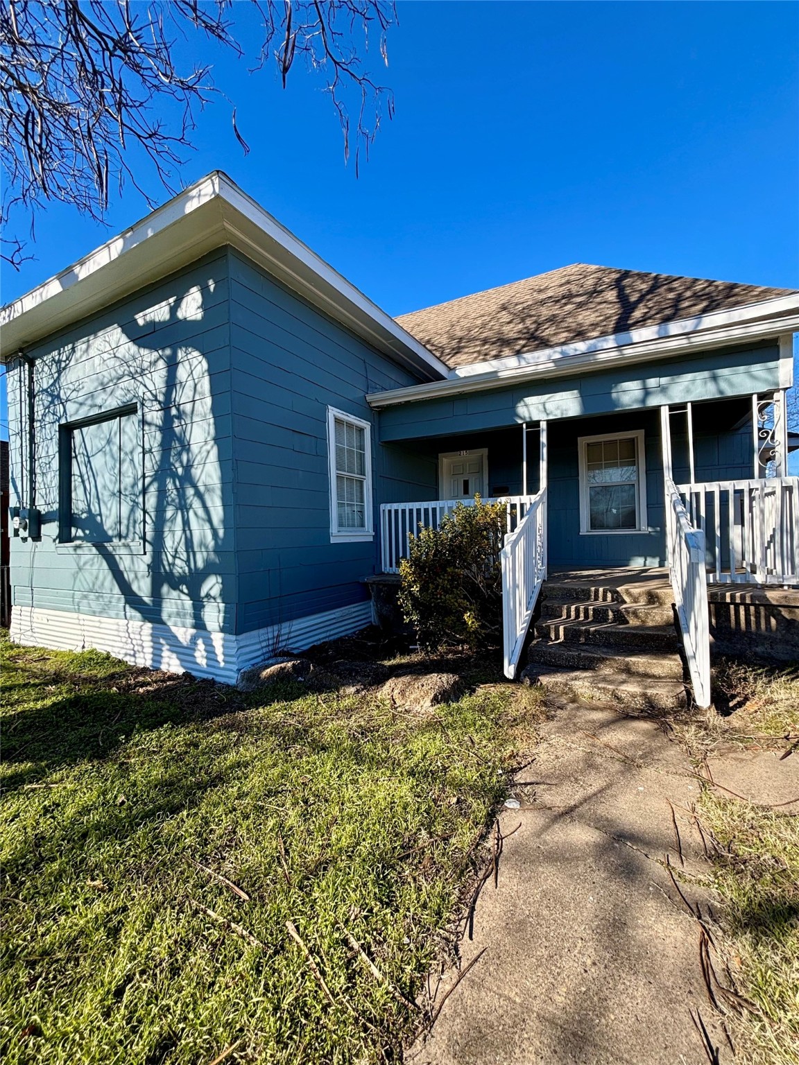 215 Colorado Street