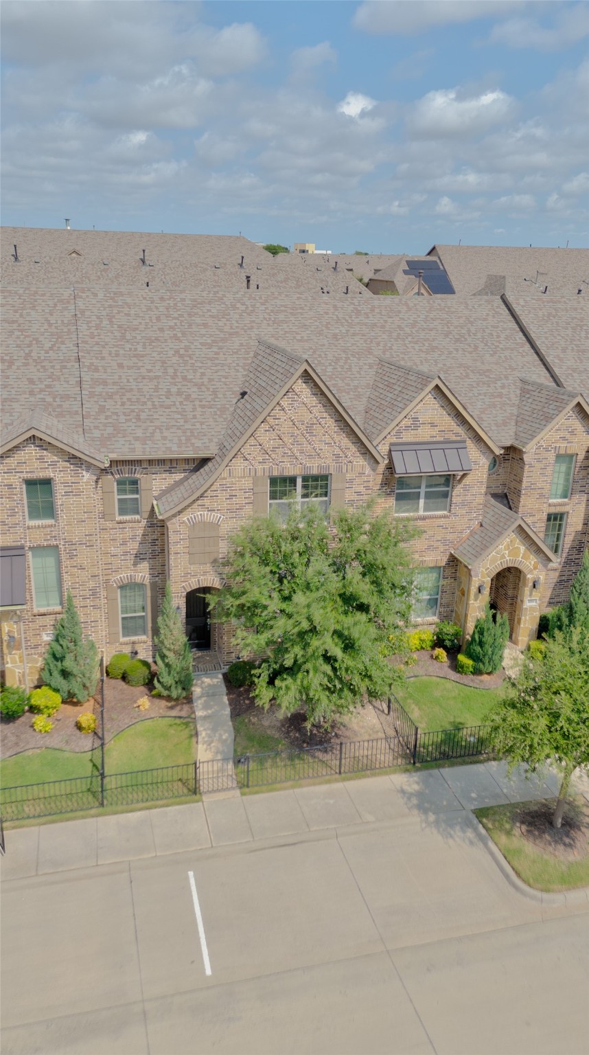6147 Rainbow Valley Place