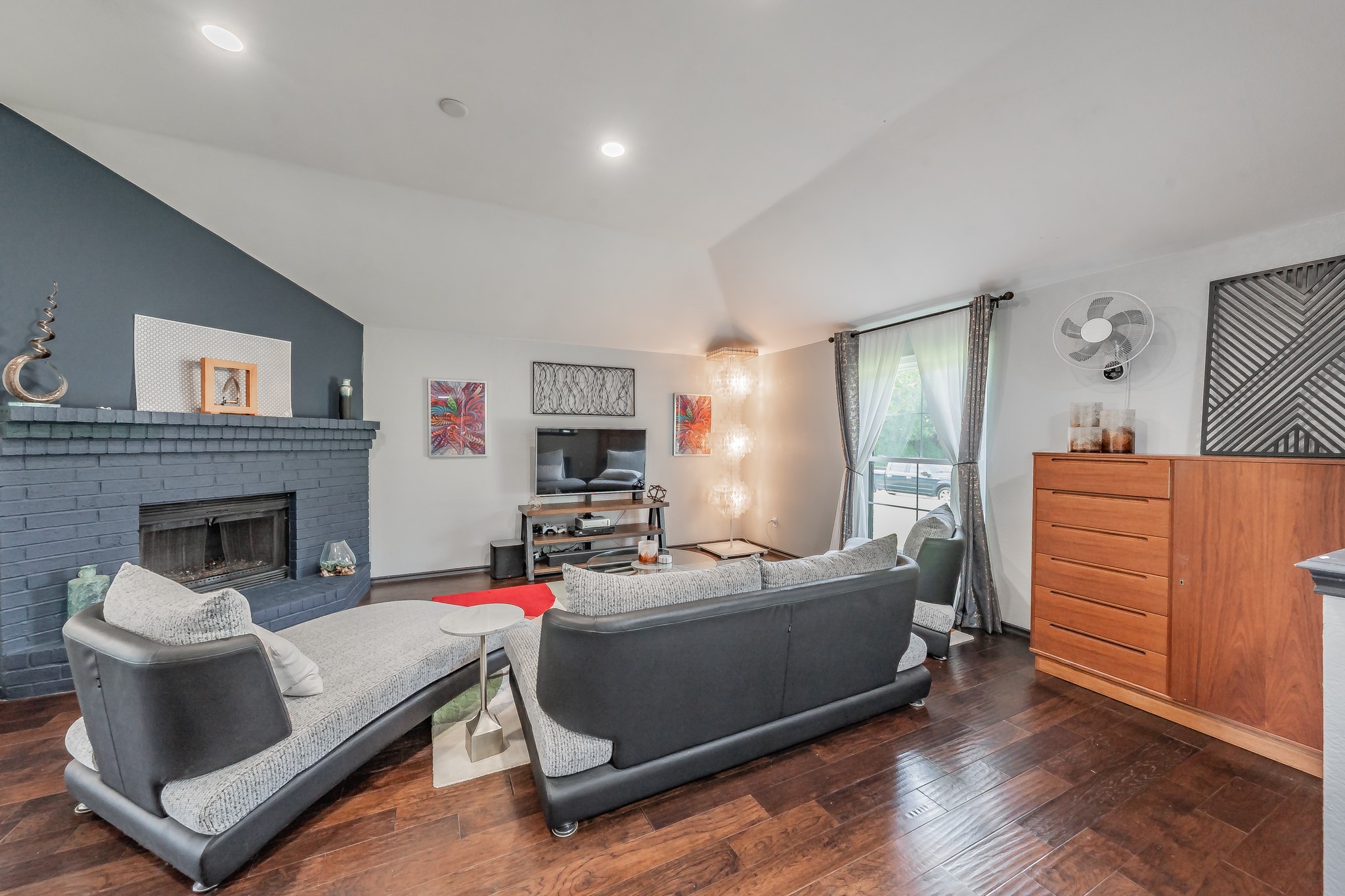 1309 Chicota Drive
