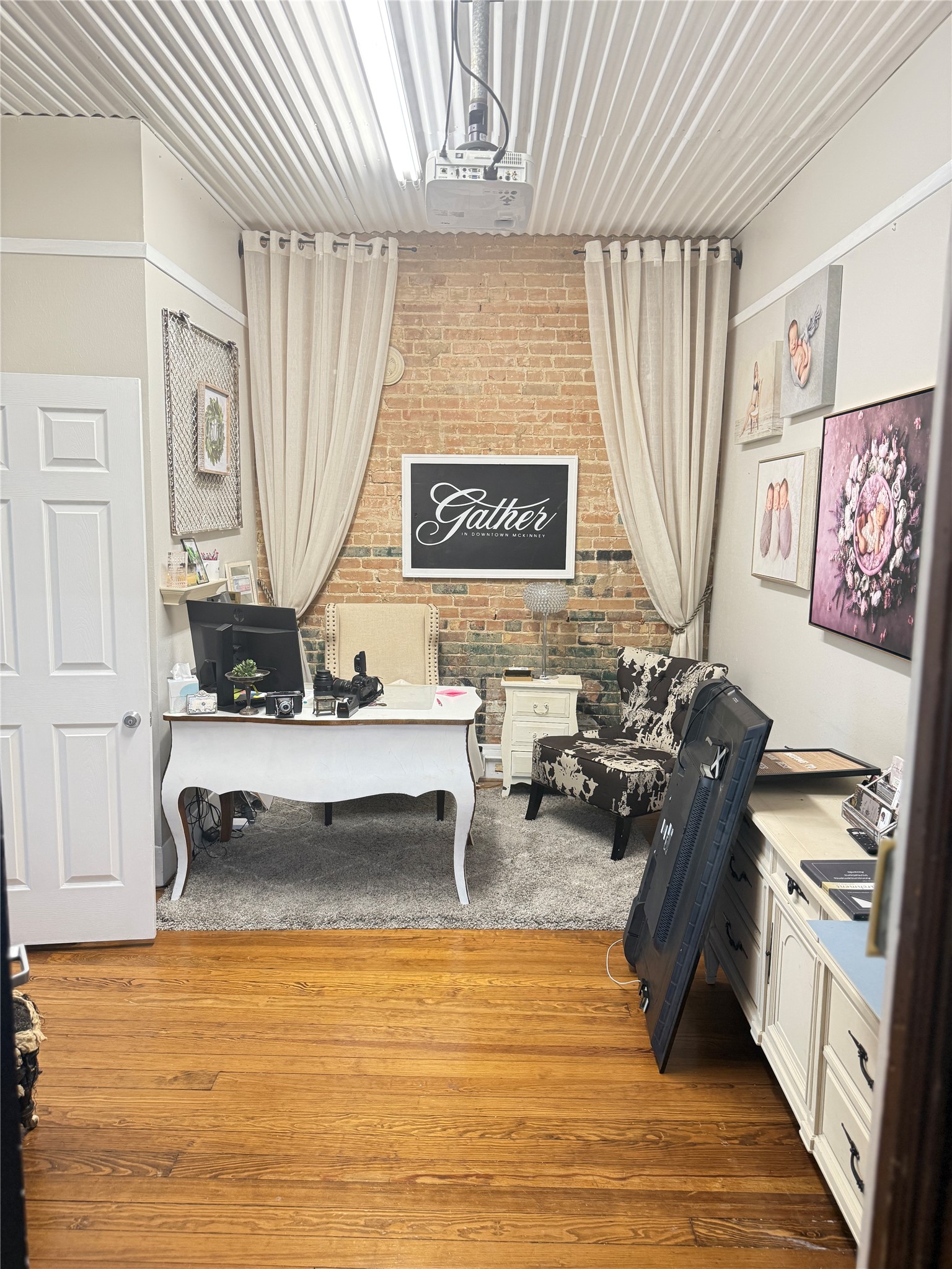 207 E Virginia Street 201-203
