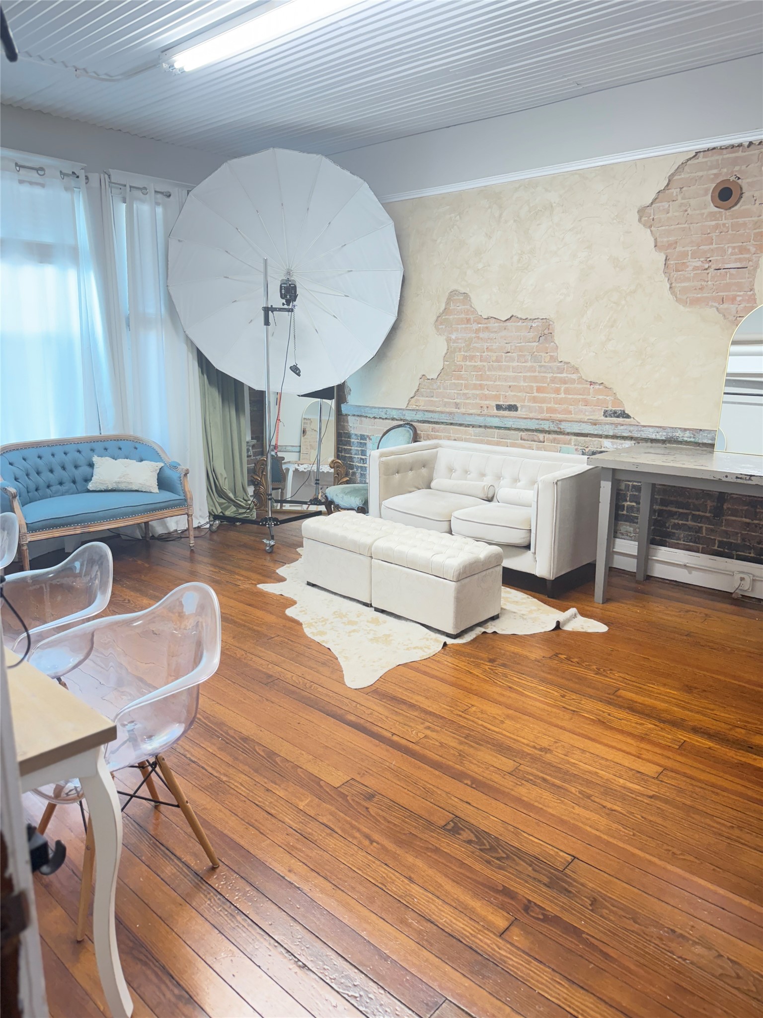 207 E Virginia Street 201-203