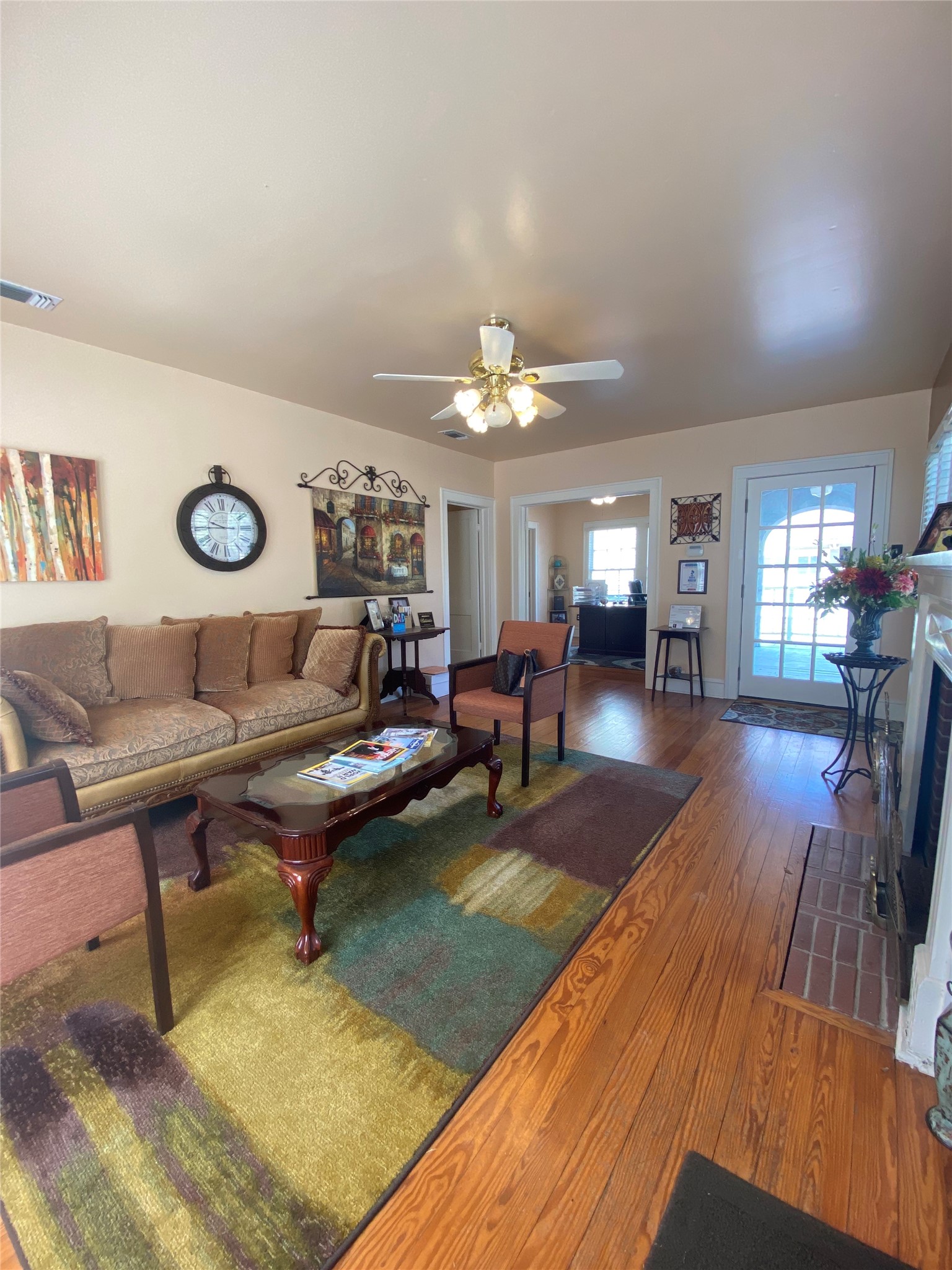 306 S Tennessee Street S