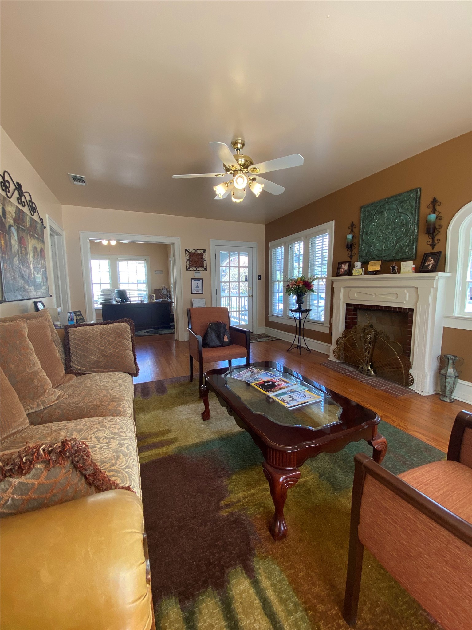 306 S Tennessee Street S