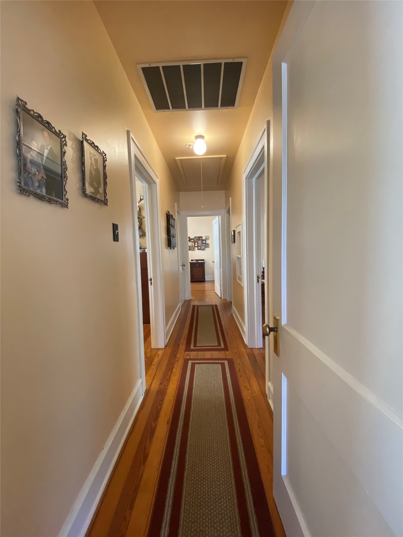 306 S Tennessee Street S