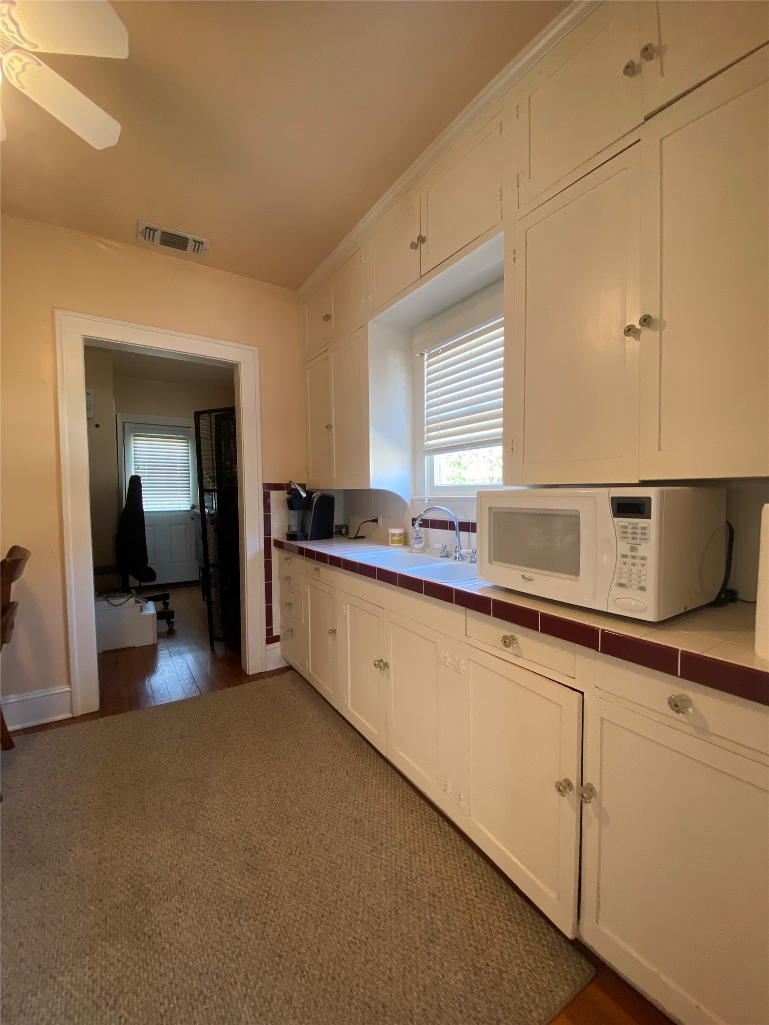 306 S Tennessee Street S