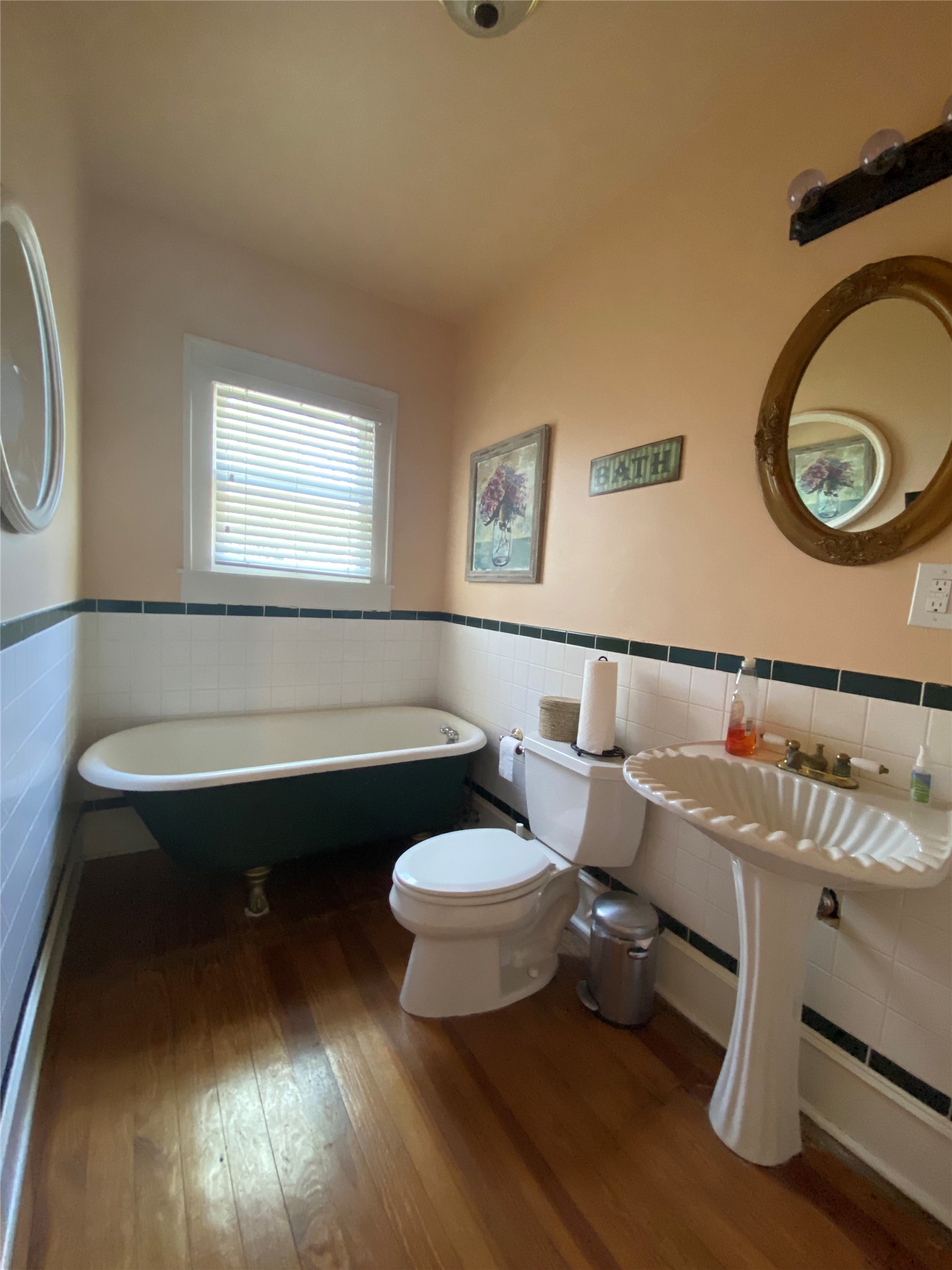 306 S Tennessee Street S