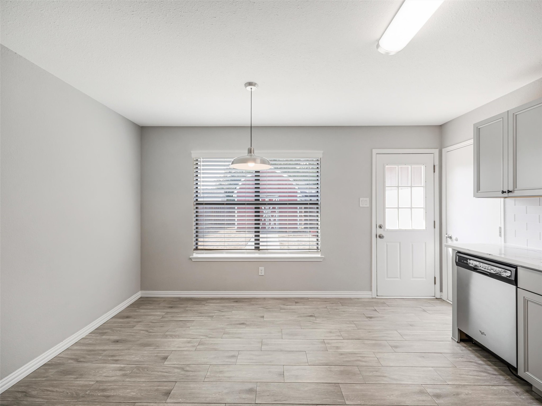 2331 Foothill Road