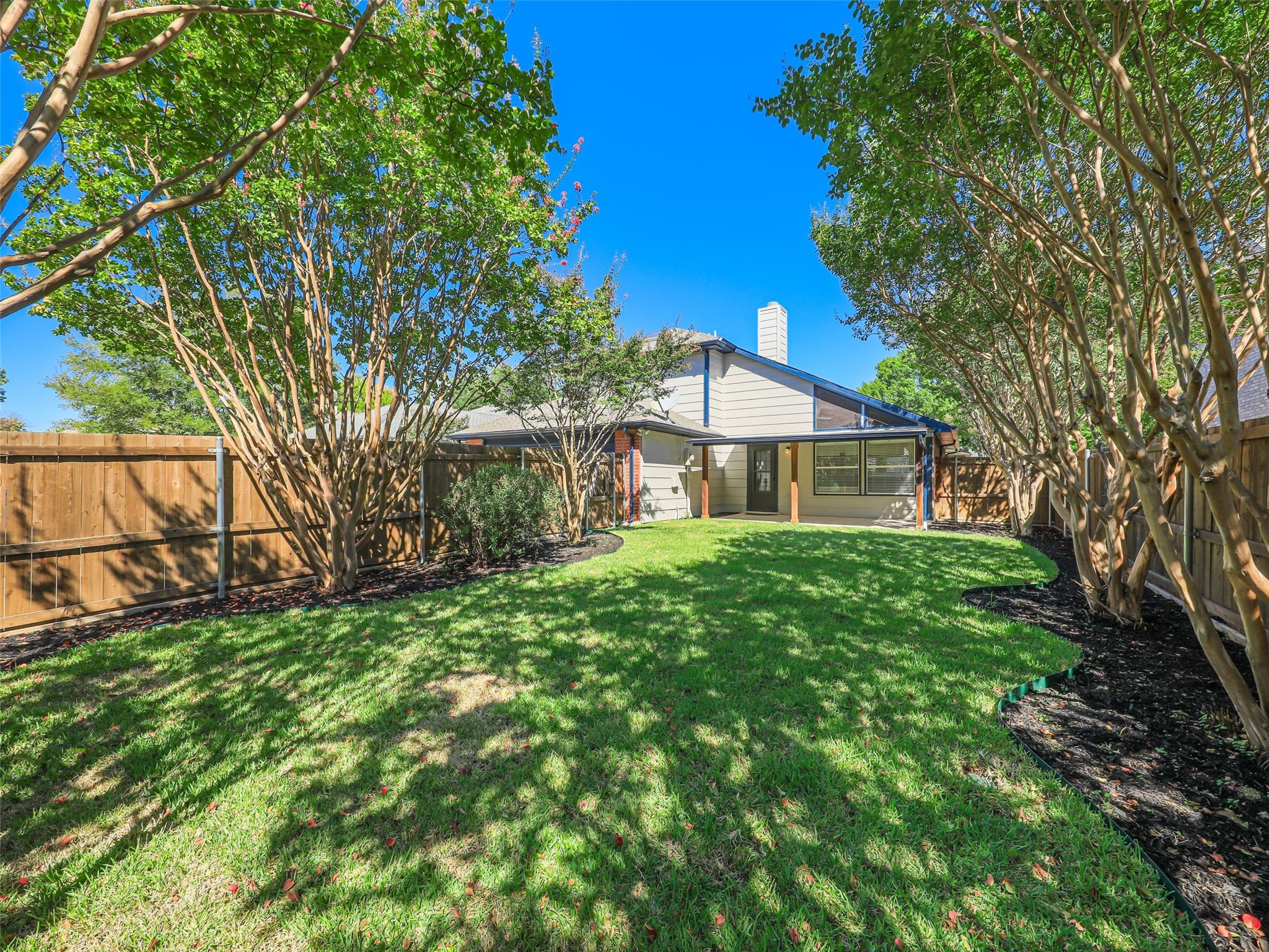 2327 N Ridge Road