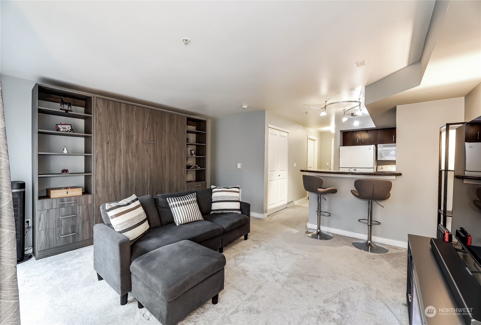 108 5th Avenue S ##514