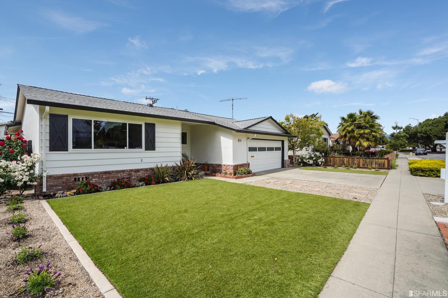 4303 Mowry Avenue