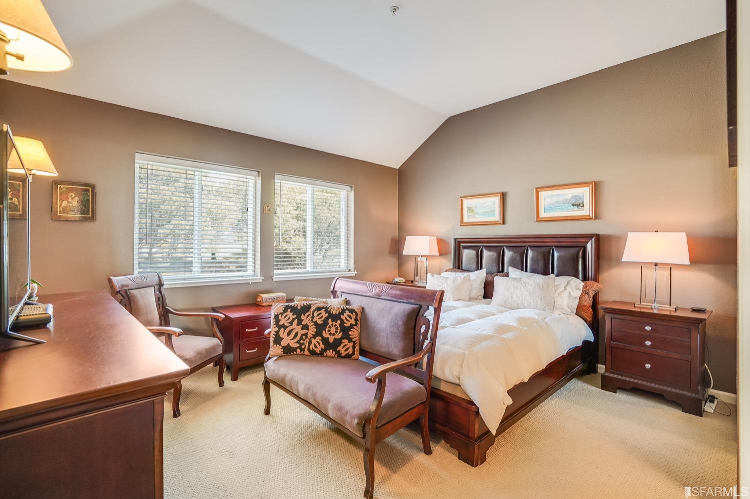 323 Green Ridge Drive Unit: 4