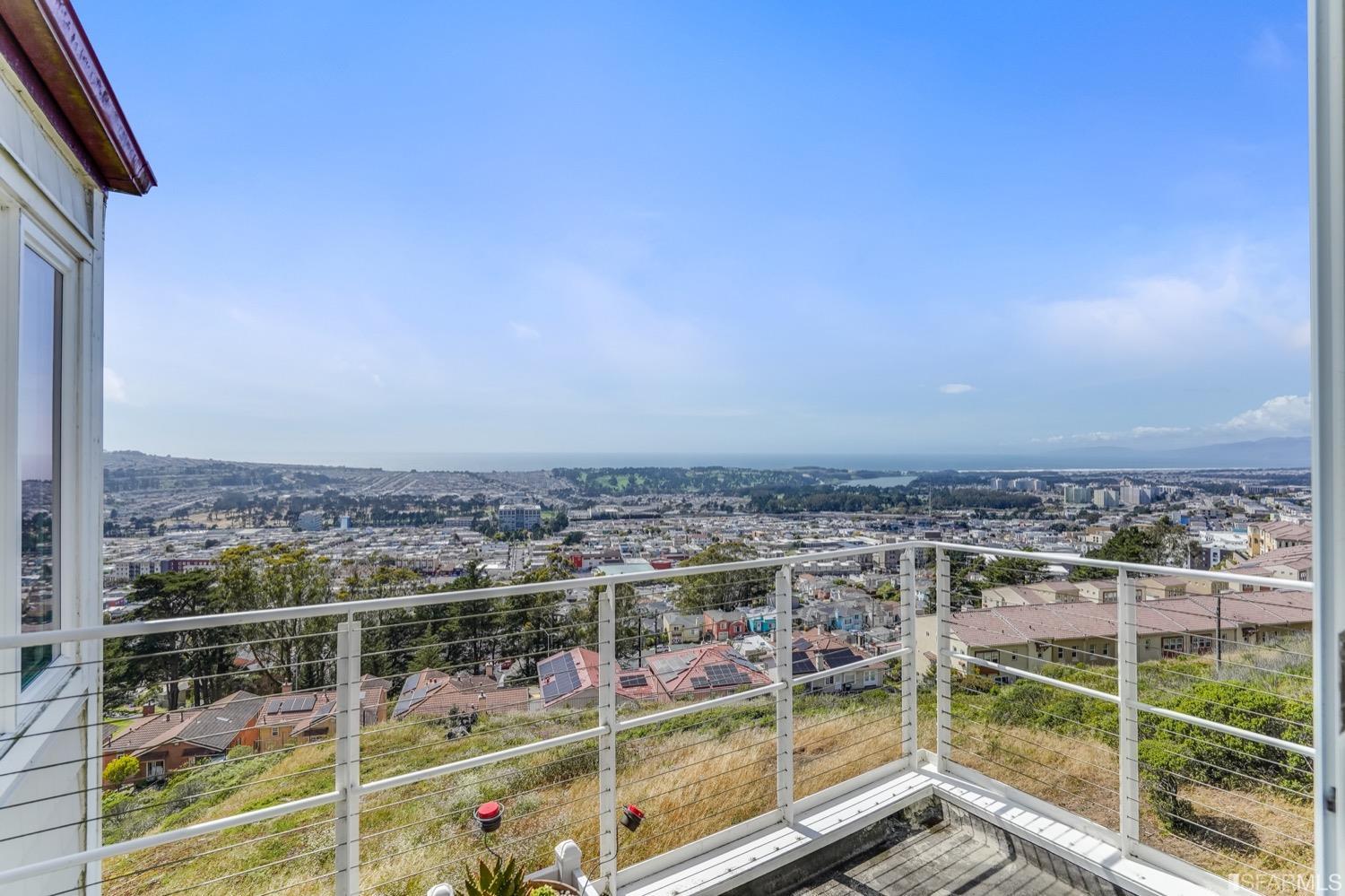 323 Green Ridge Drive Unit: 4