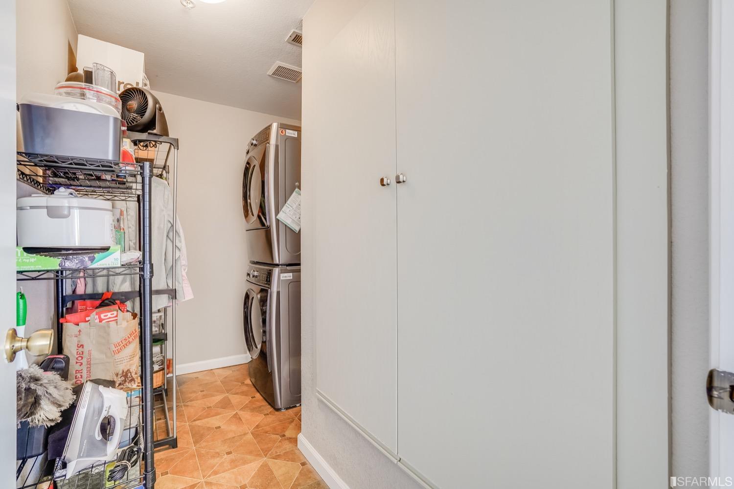 323 Green Ridge Drive Unit: 4