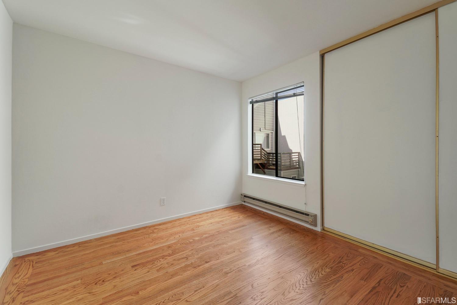 2711 Octavia Street Unit: 201