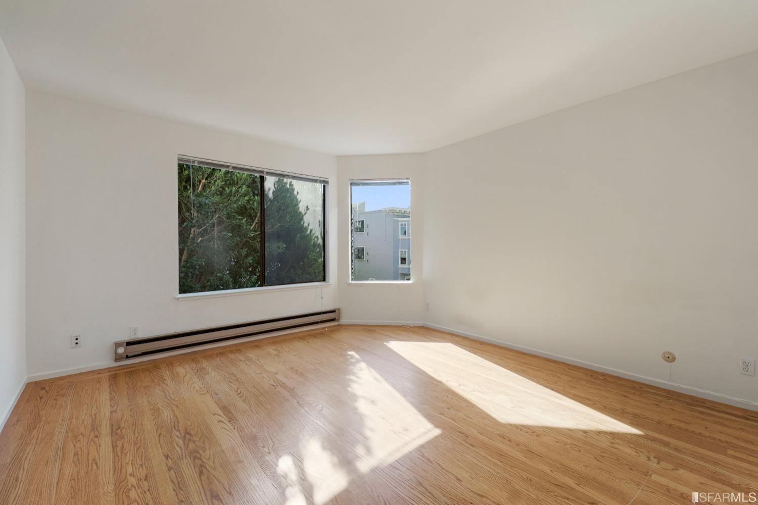 2711 Octavia Street Unit: 201