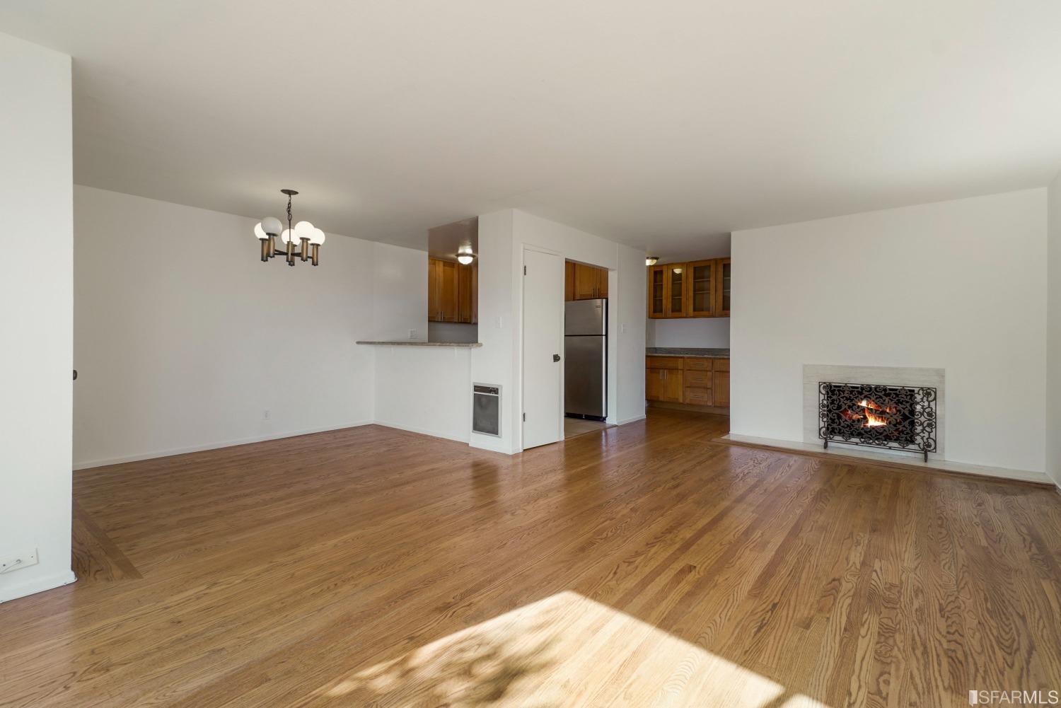 2711 Octavia Street Unit: 201
