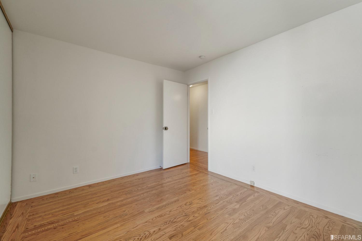 2711 Octavia Street Unit: 201