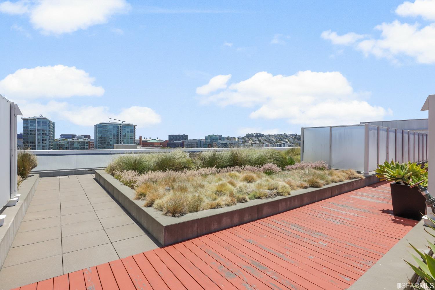 300 Berry Street Unit: 920