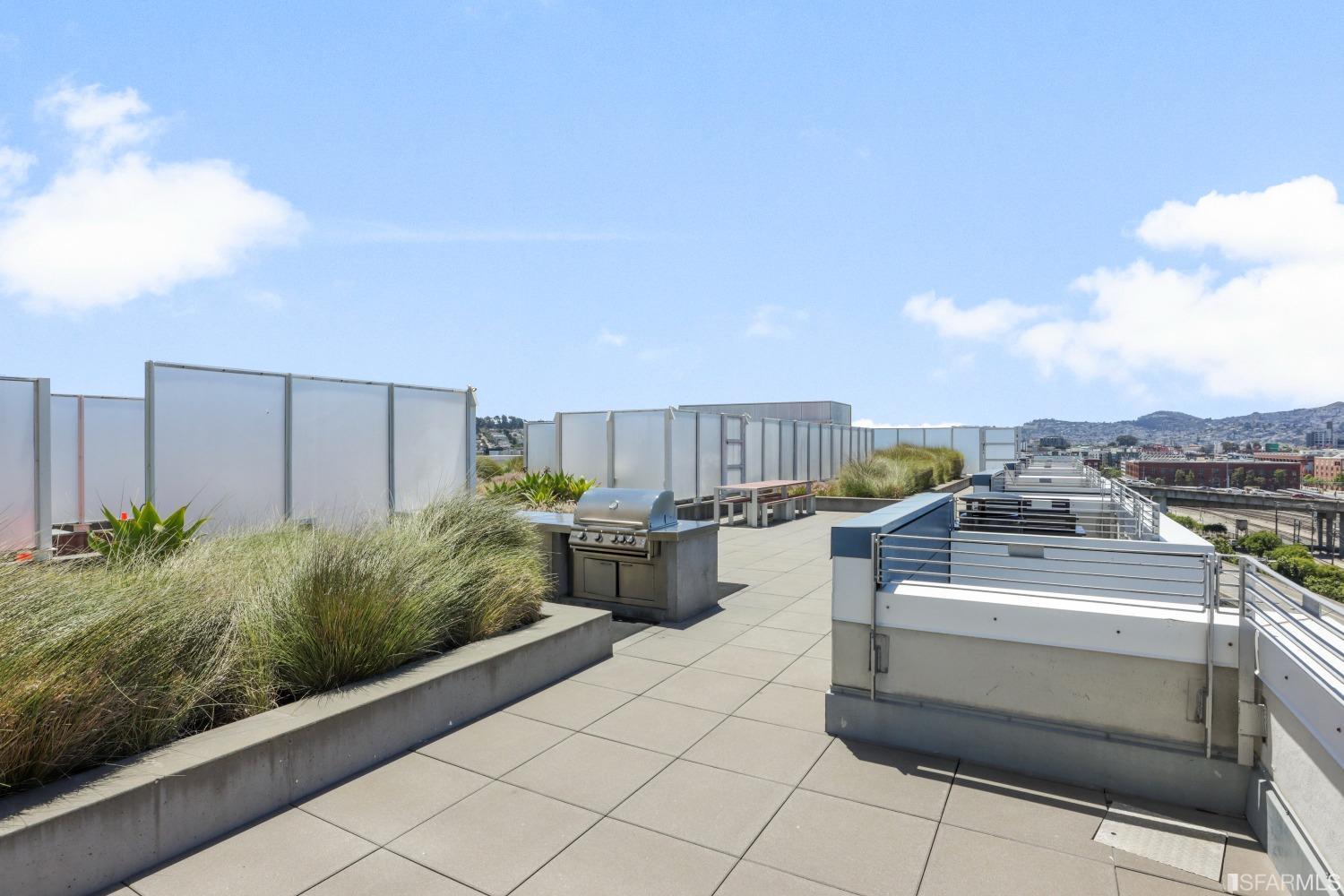 300 Berry Street Unit: 920
