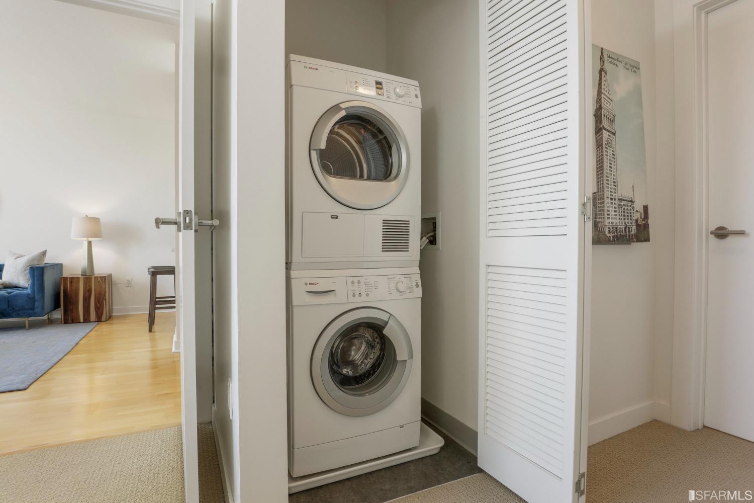 300 Berry Street Unit: 920