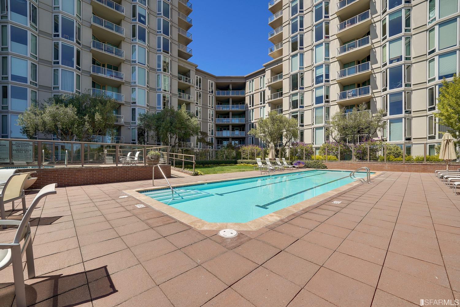 88 King Street Unit: 713