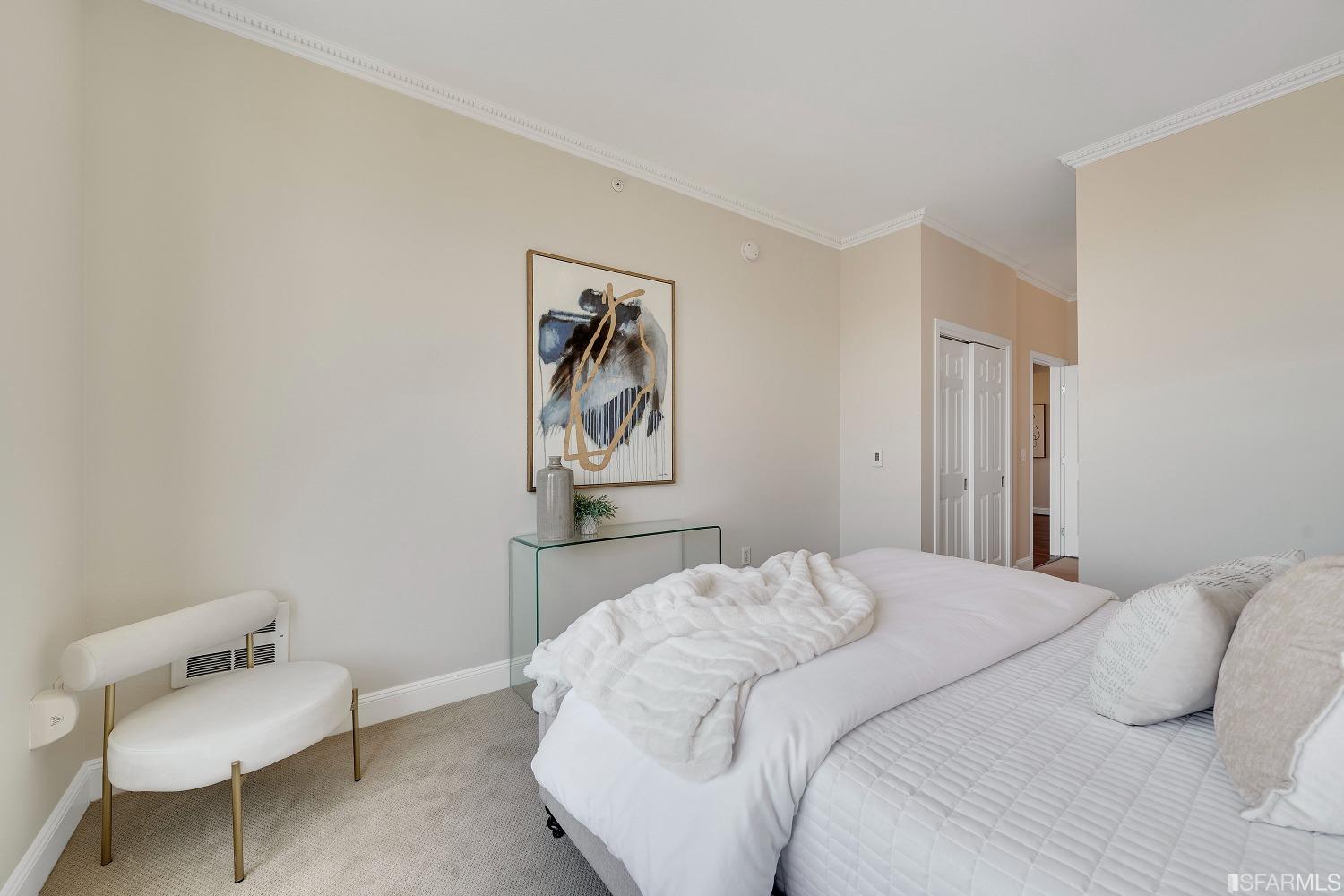 88 King Street Unit: 713