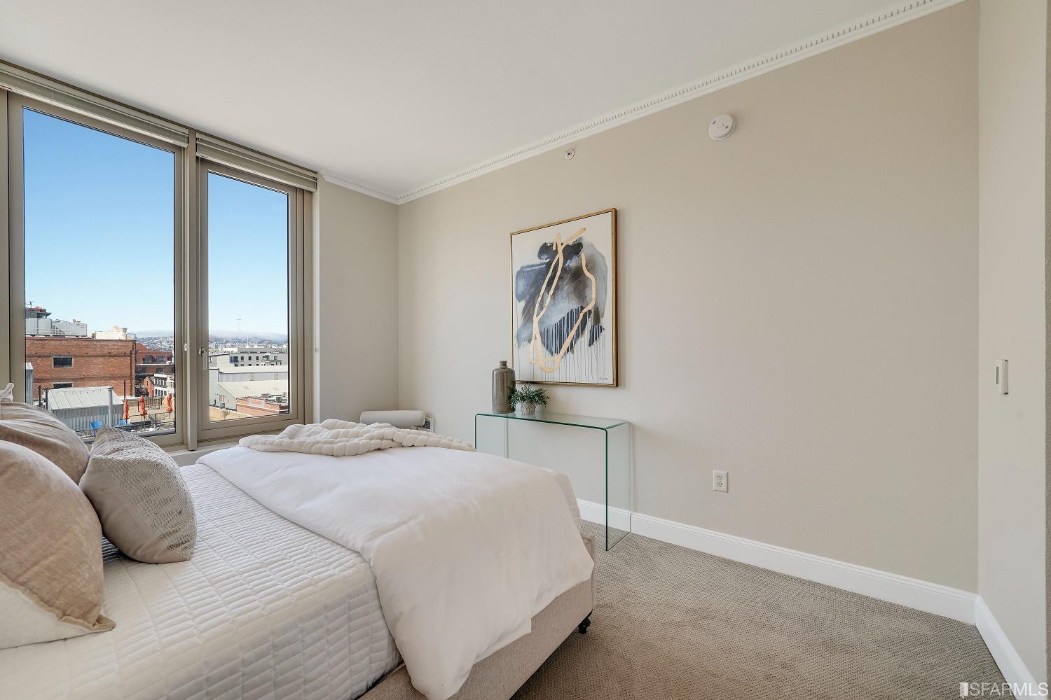88 King Street Unit: 713