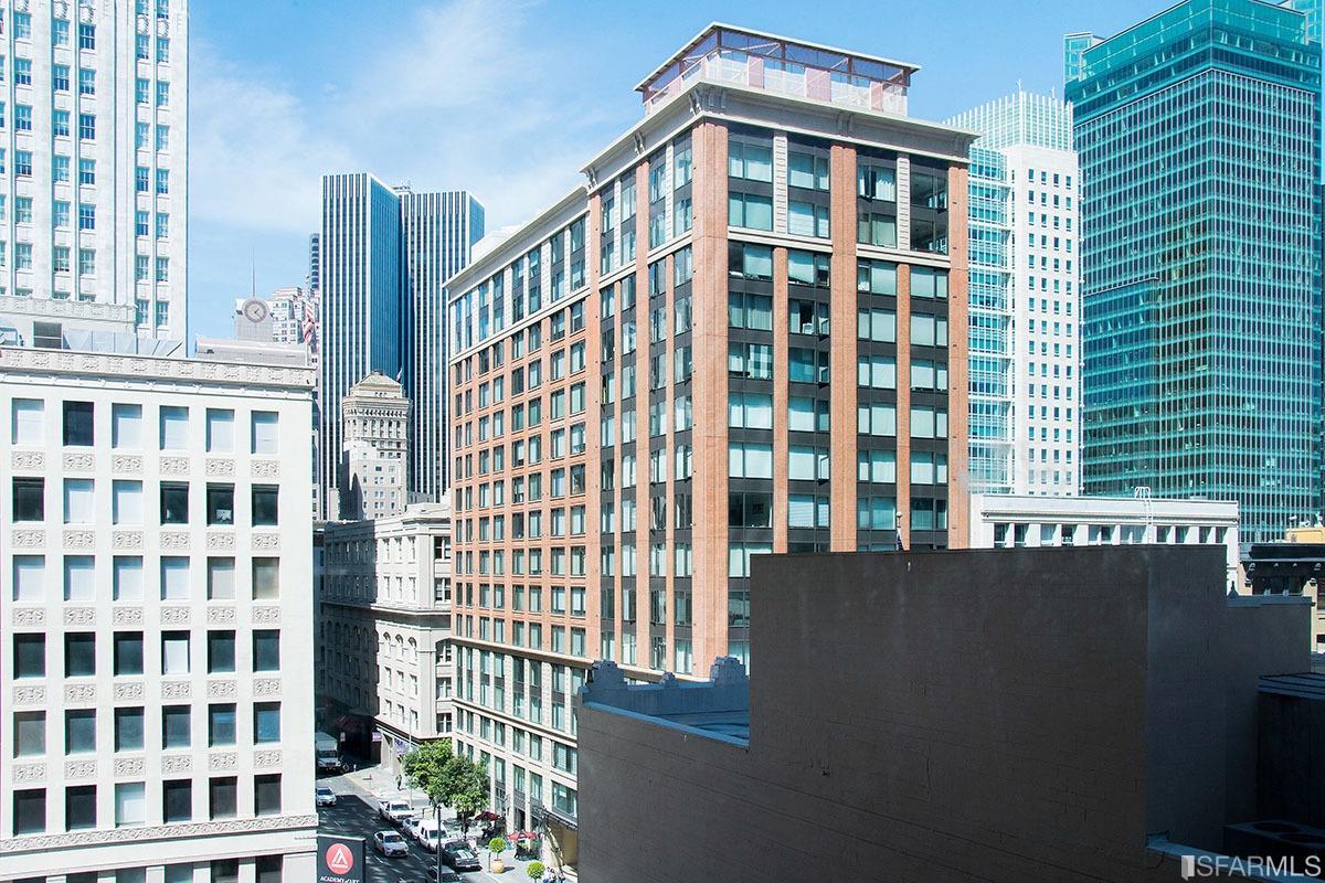 1 Hawthorne Street Unit: 7A