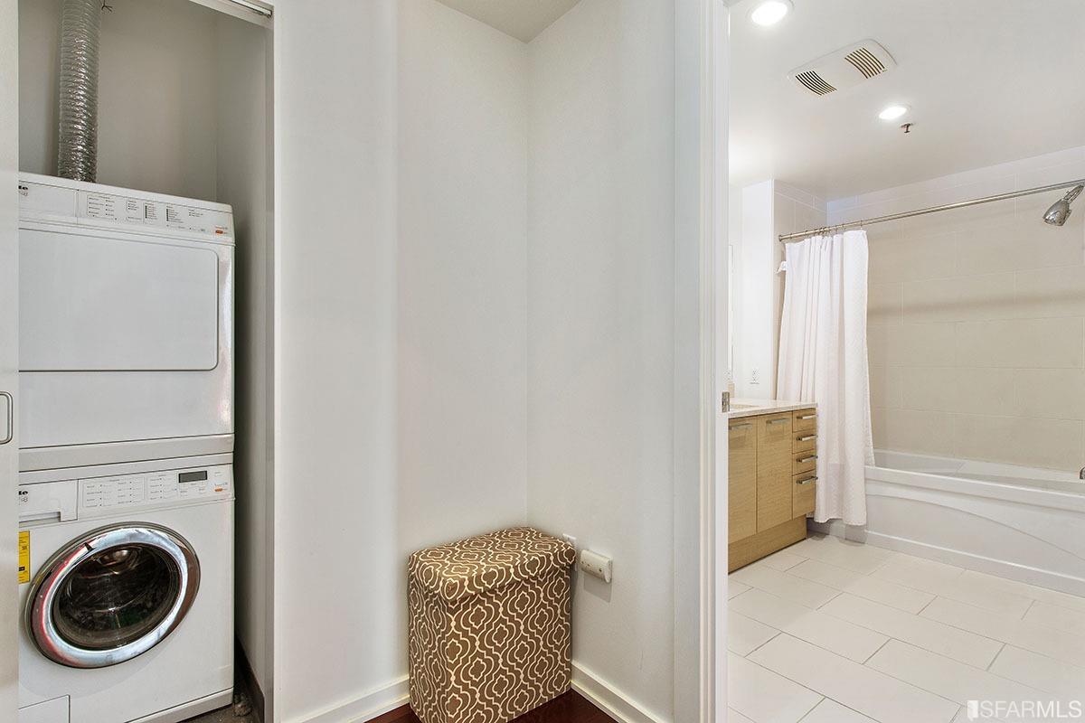 1 Hawthorne Street Unit: 7A