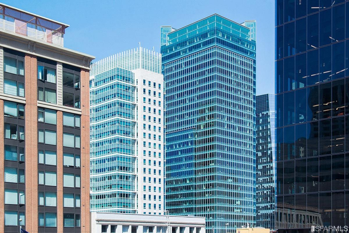 1 Hawthorne Street Unit: 7A