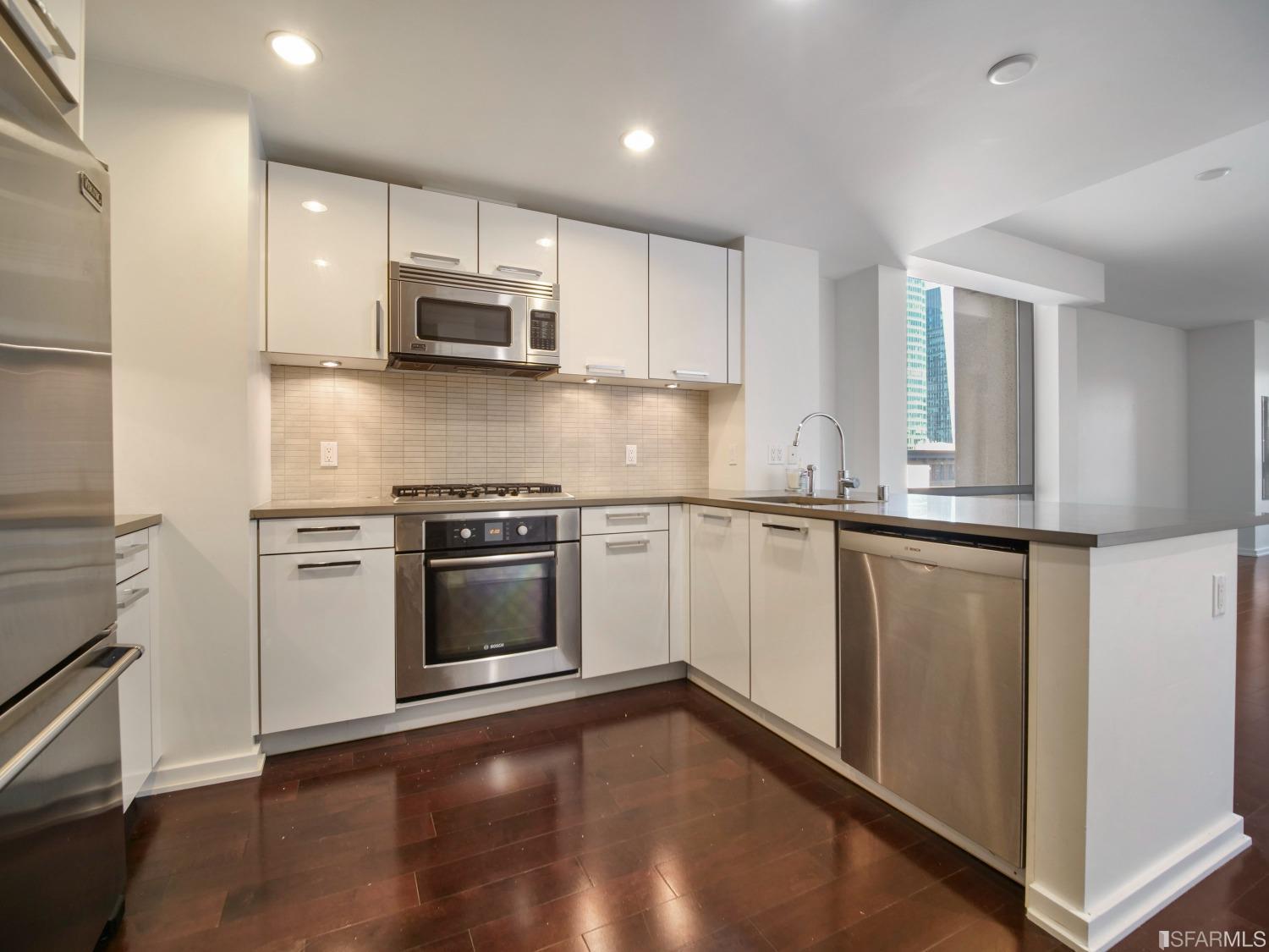 1 Hawthorne Street Unit: 7A
