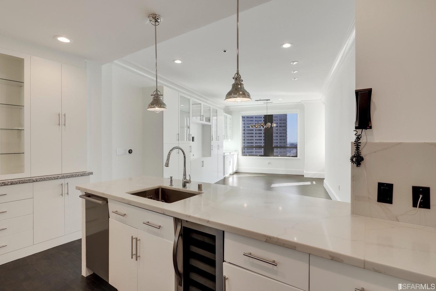 690 Market Street Unit: 1603