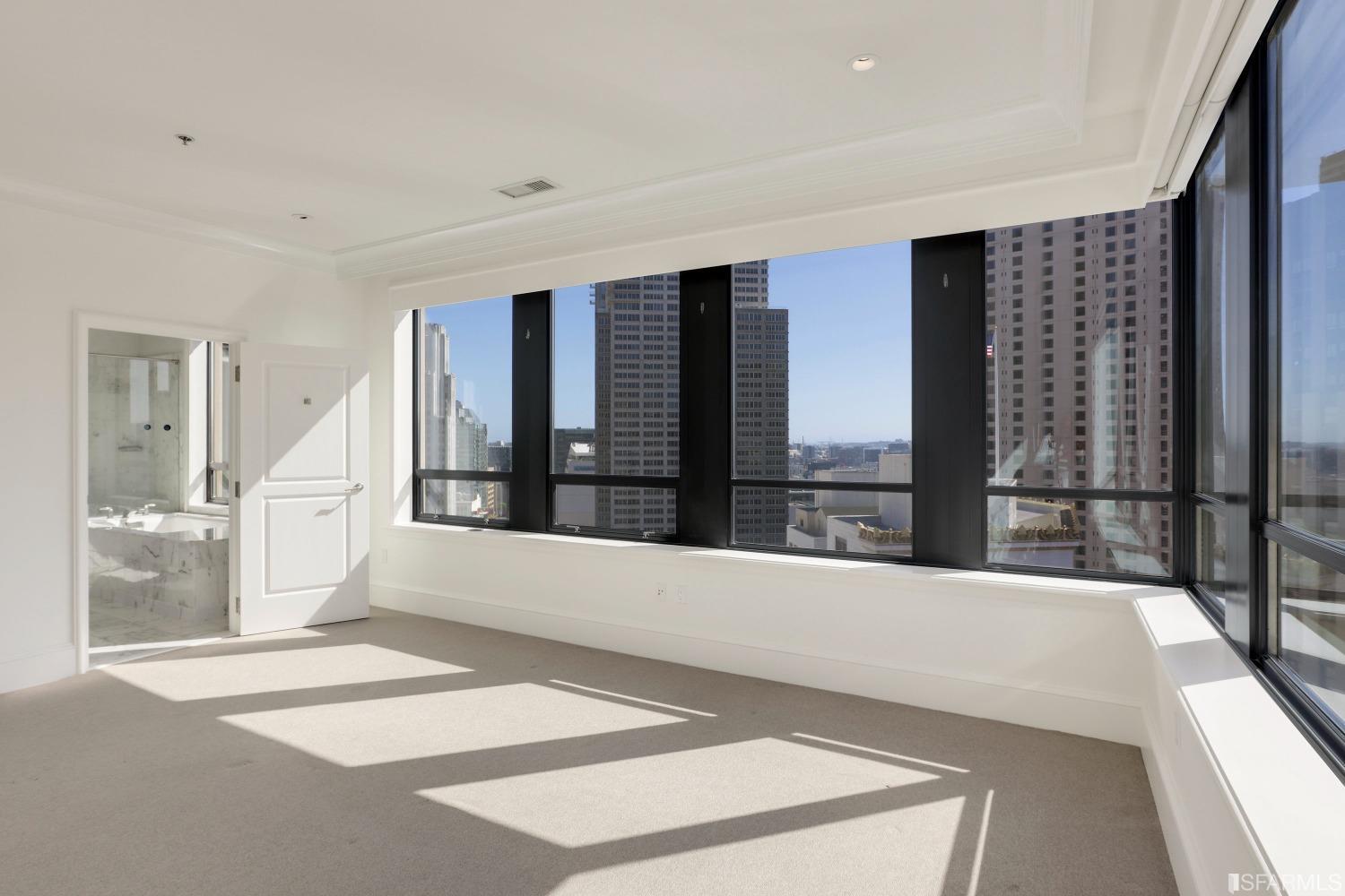 690 Market Street Unit: 1603