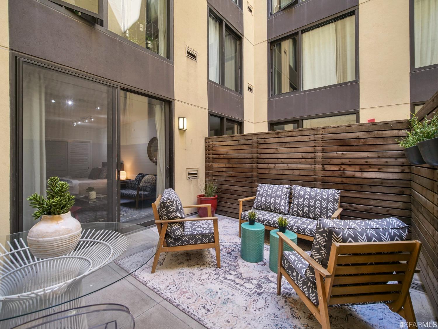 199 New Montgomery Street Unit: 212