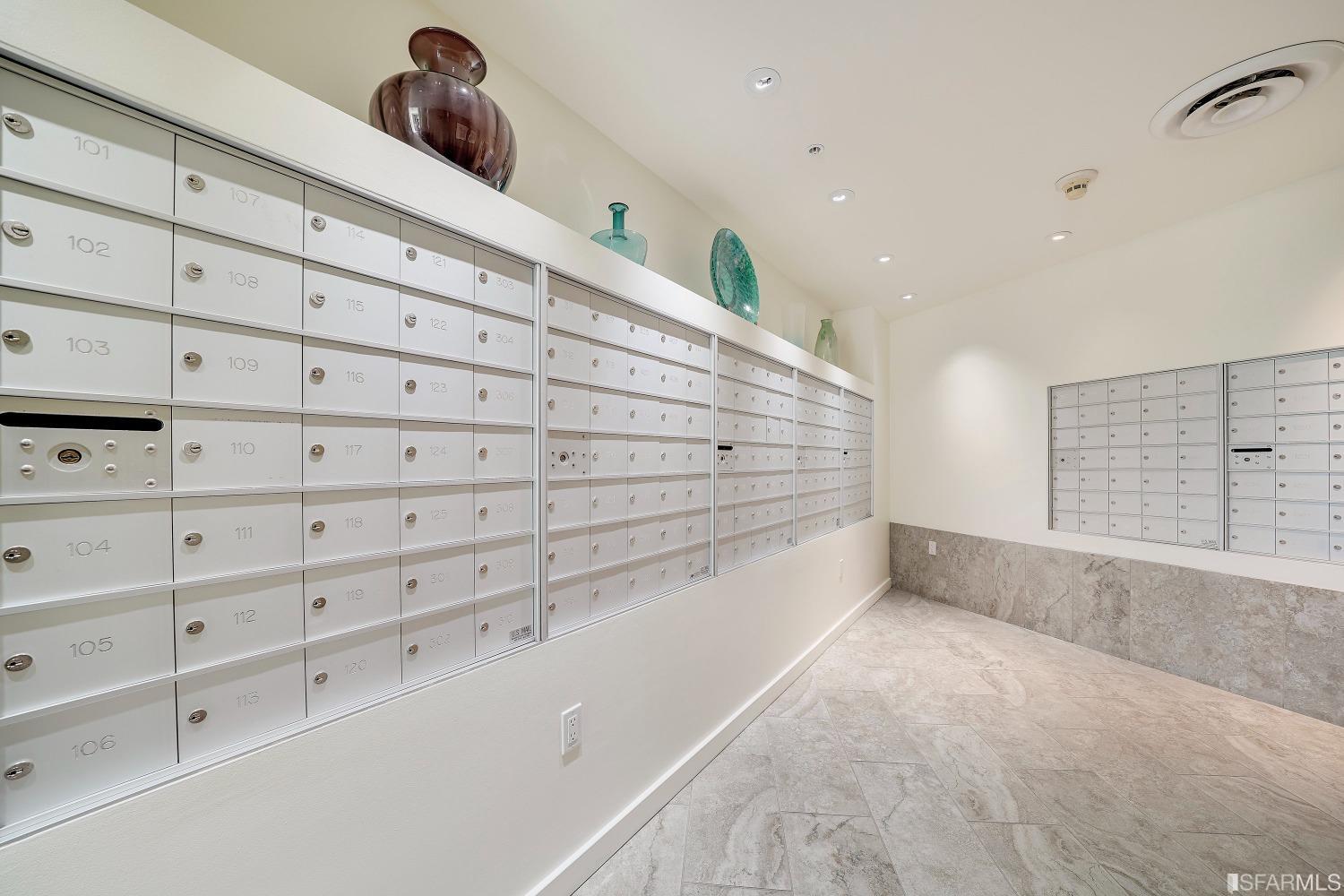 88 King Street Unit: 919