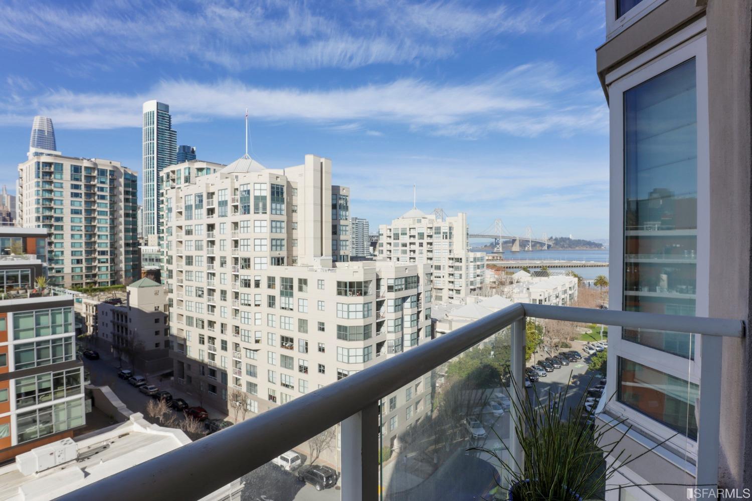 88 King Street Unit: 919