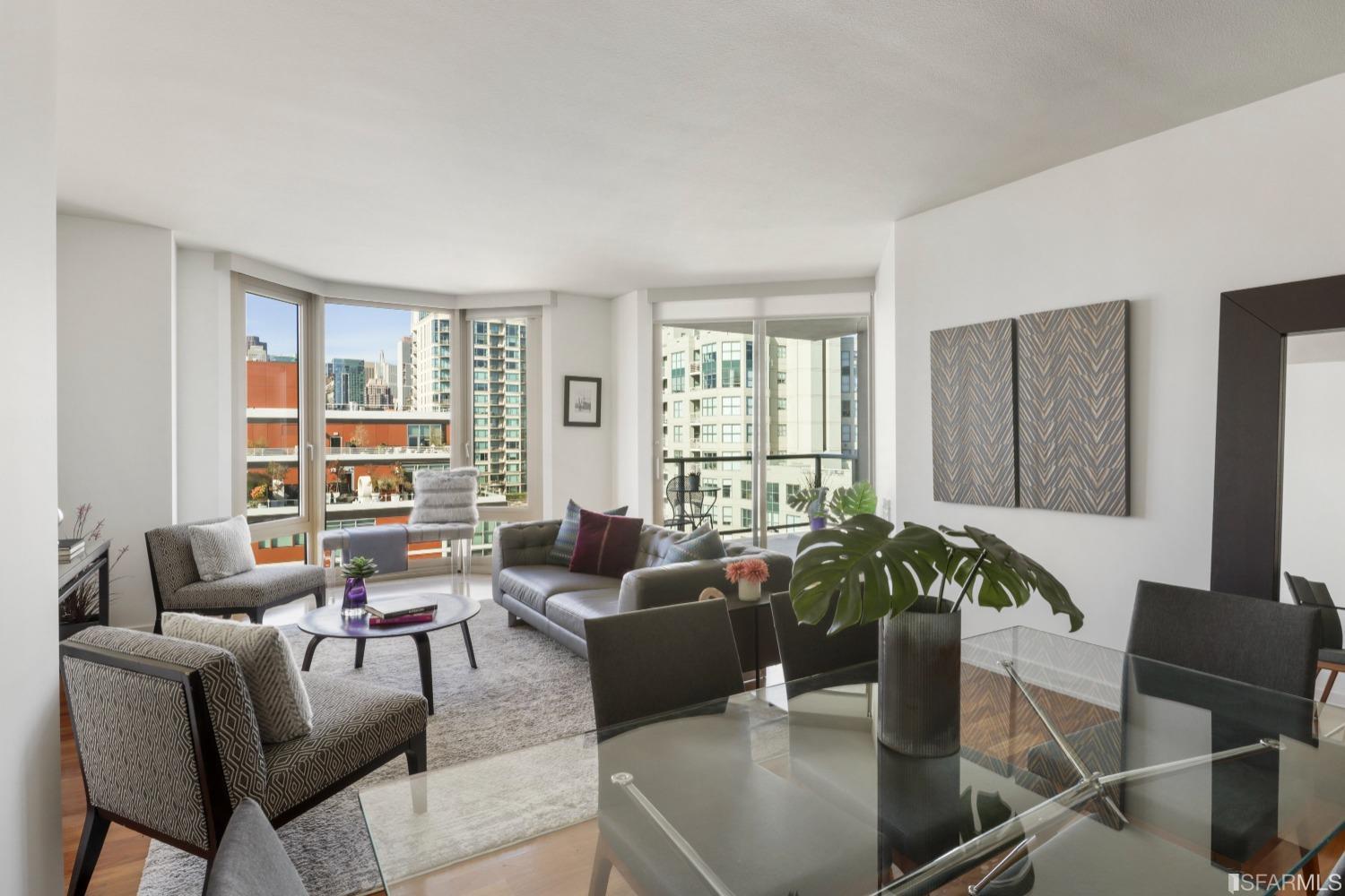 88 King Street Unit: 919