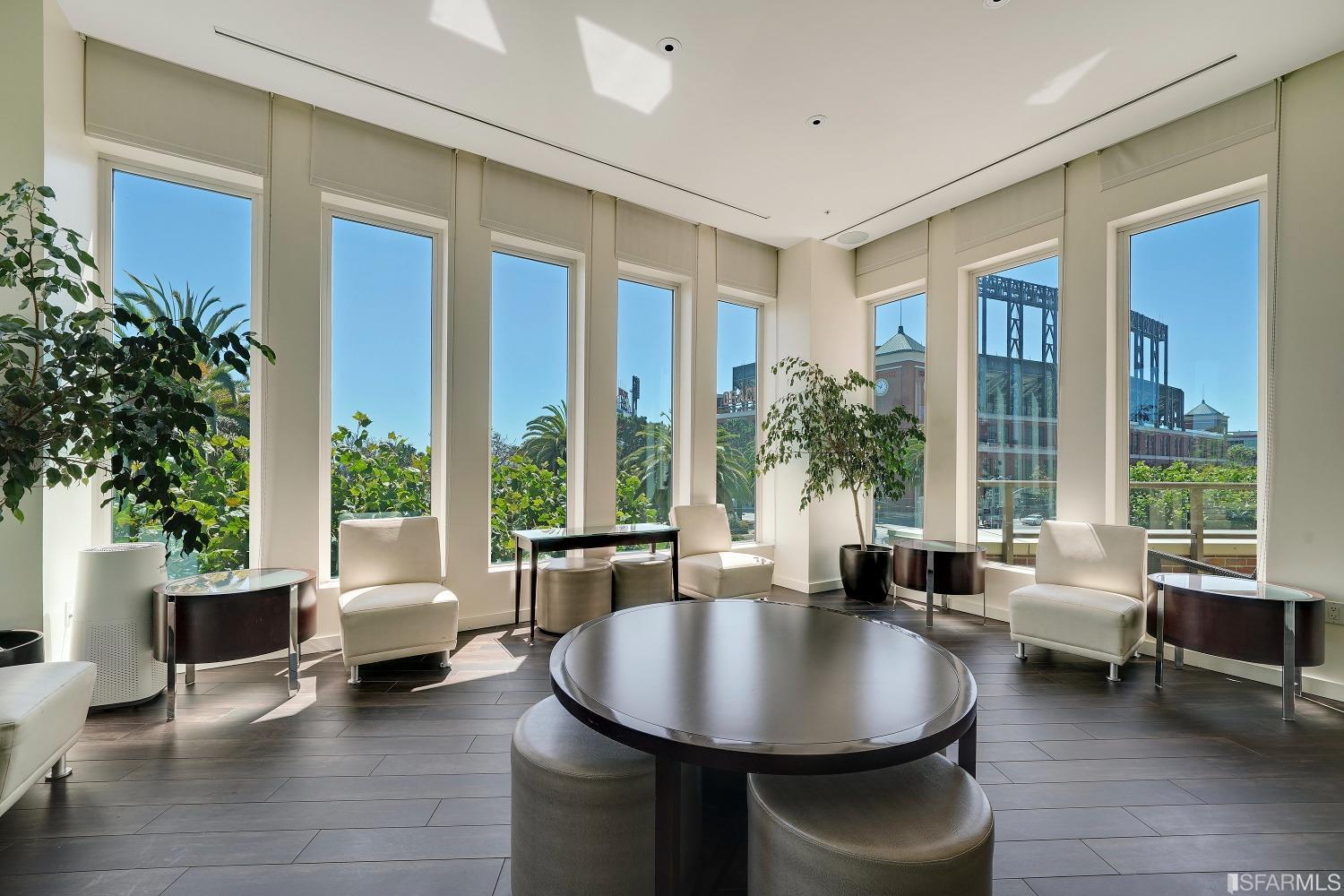 88 King Street Unit: 919