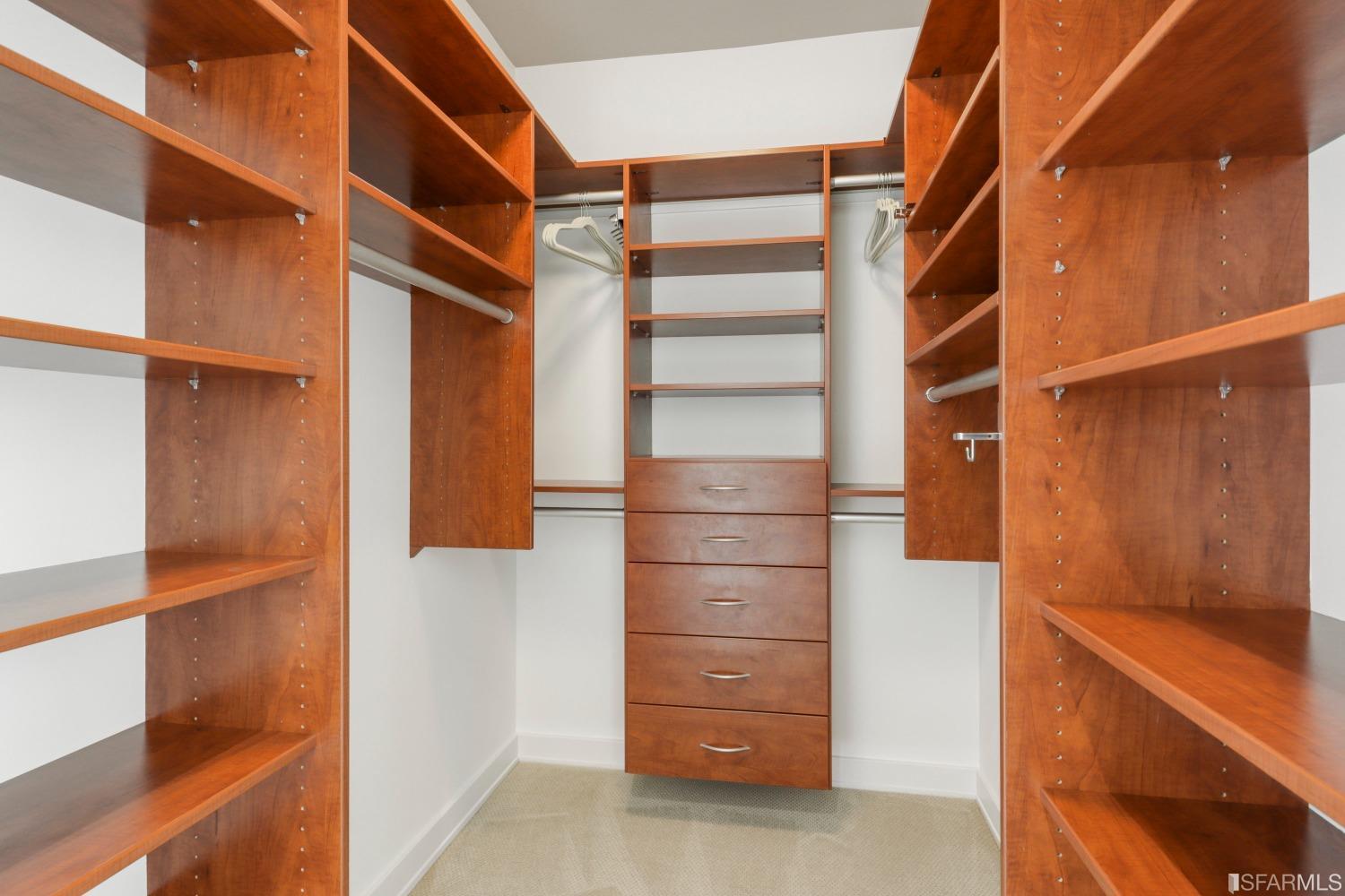88 King Street Unit: 919
