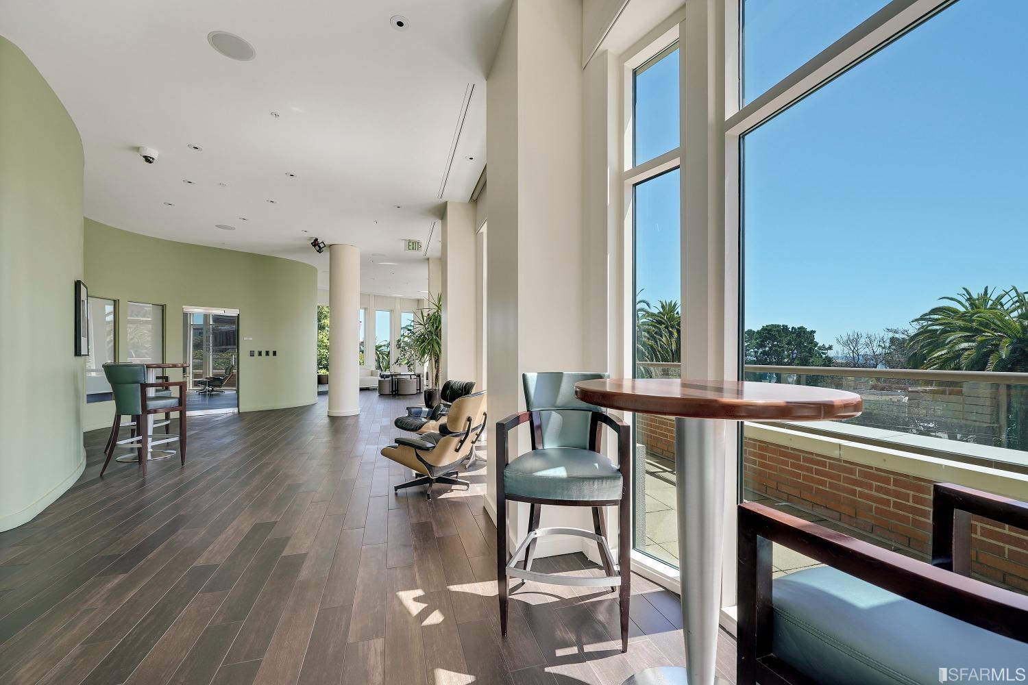 88 King Street Unit: 919