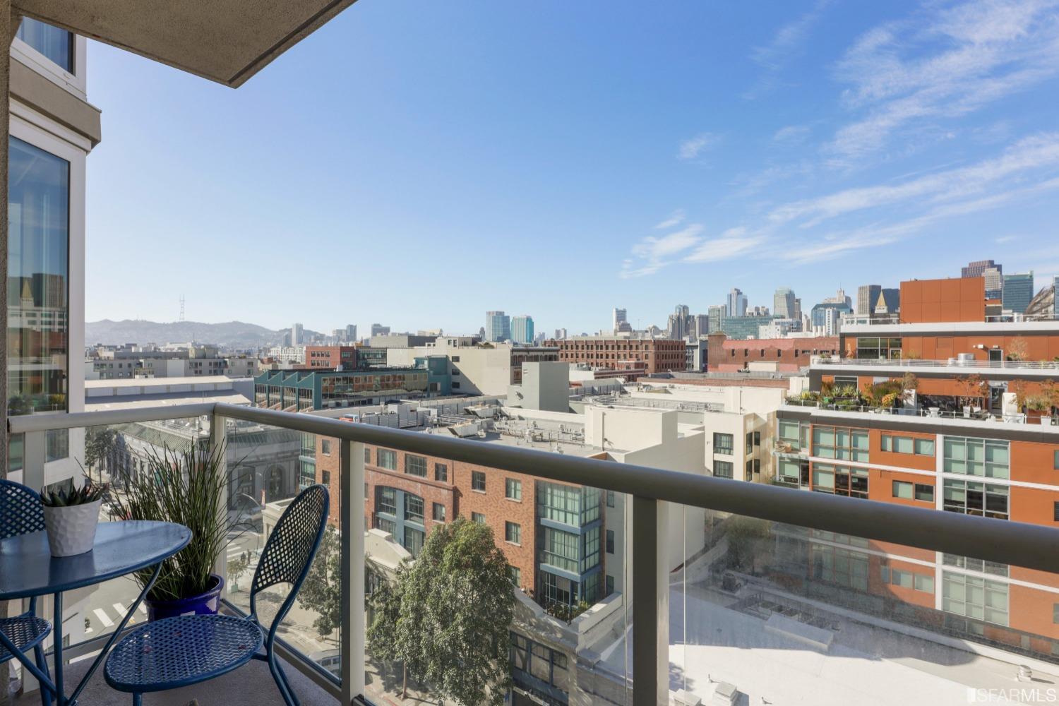 88 King Street Unit: 919
