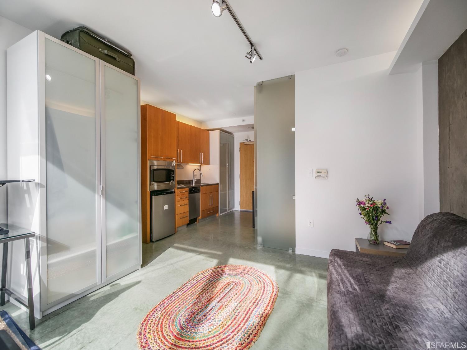 766 Harrison Street Unit: 504